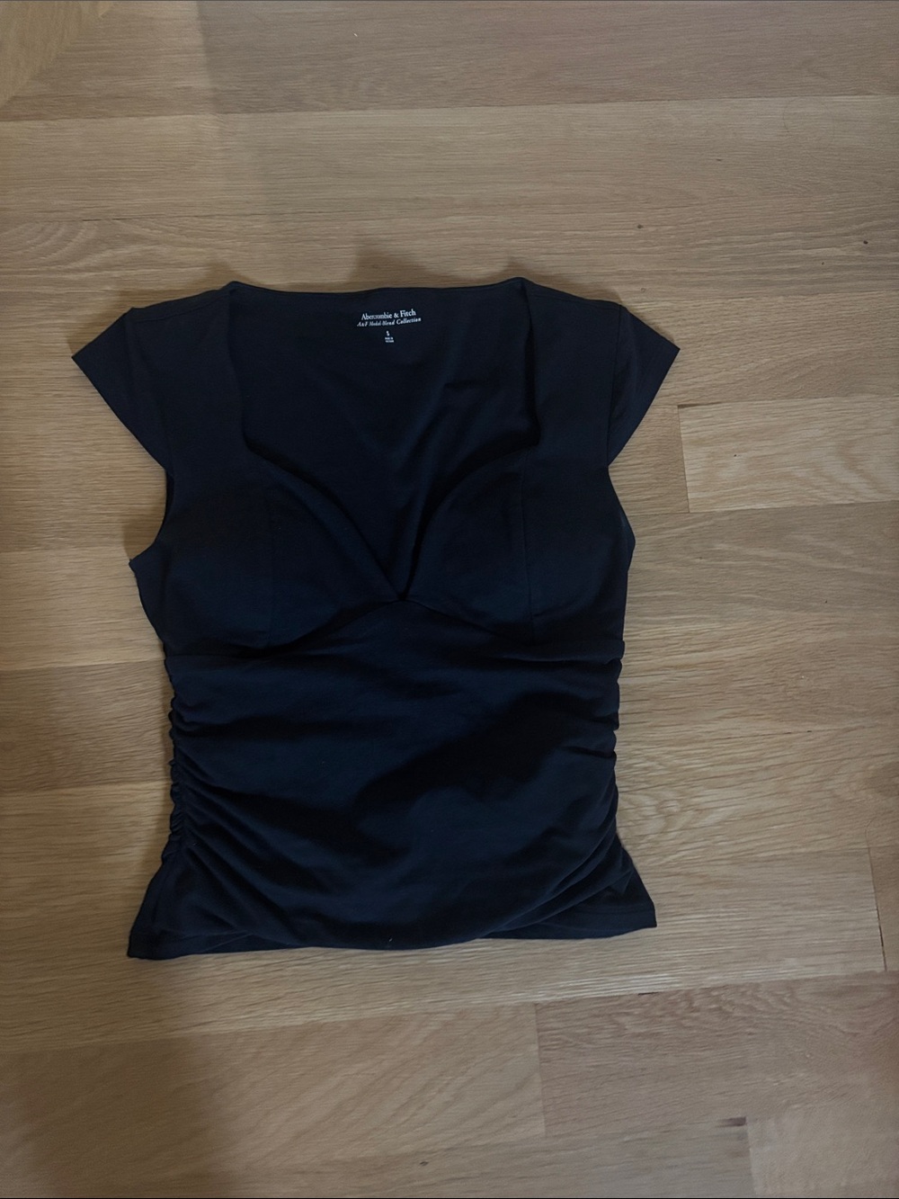 Ann Taylor Black Cap Sleeve Ruched Waist Camisole